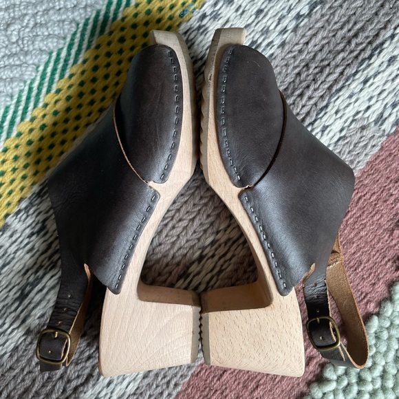 Bosabo France 🇫🇷 Gorgeous Handmade Leather Low Heel Wooden Soles - Size 8/8.5 - Picture 2 of 15